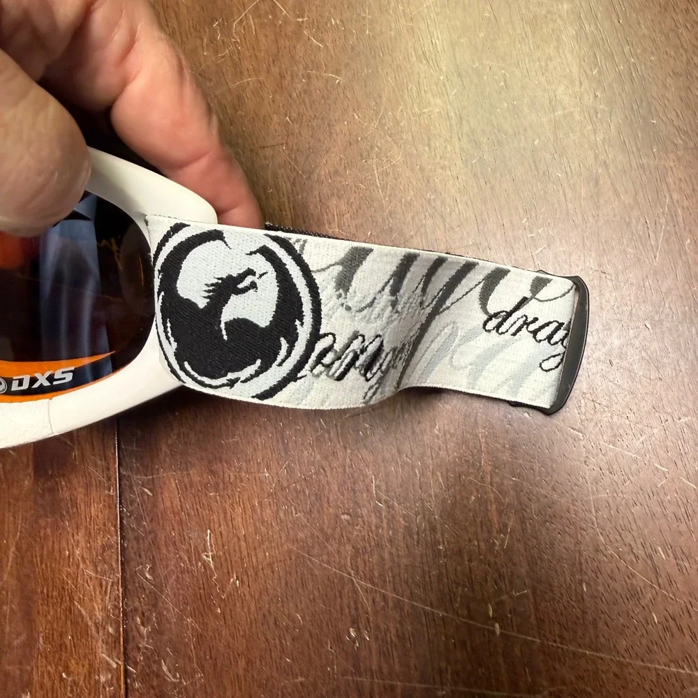 Dragon DXS Snow Goggles Unisex OS White Amber Lens Logo Strap